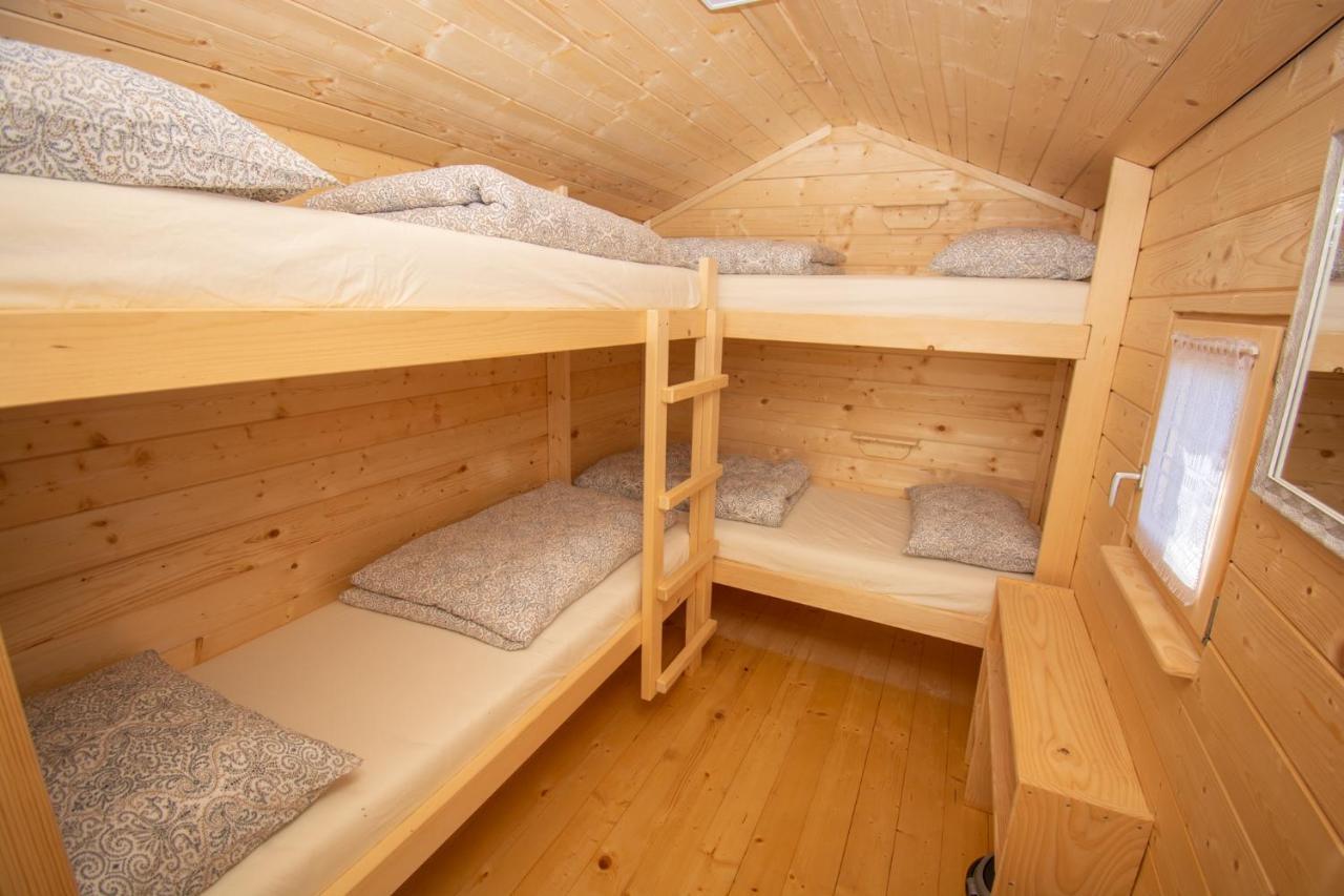 Pocitniska Hiska Skedenj Appartement Deskle Buitenkant foto